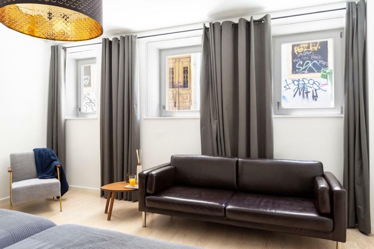 Lisboa Altido Bright And Elegant 1Br Home With Workspace And Huge Terrace In Pena, Close By Viewpoint المظهر الخارجي الصورة