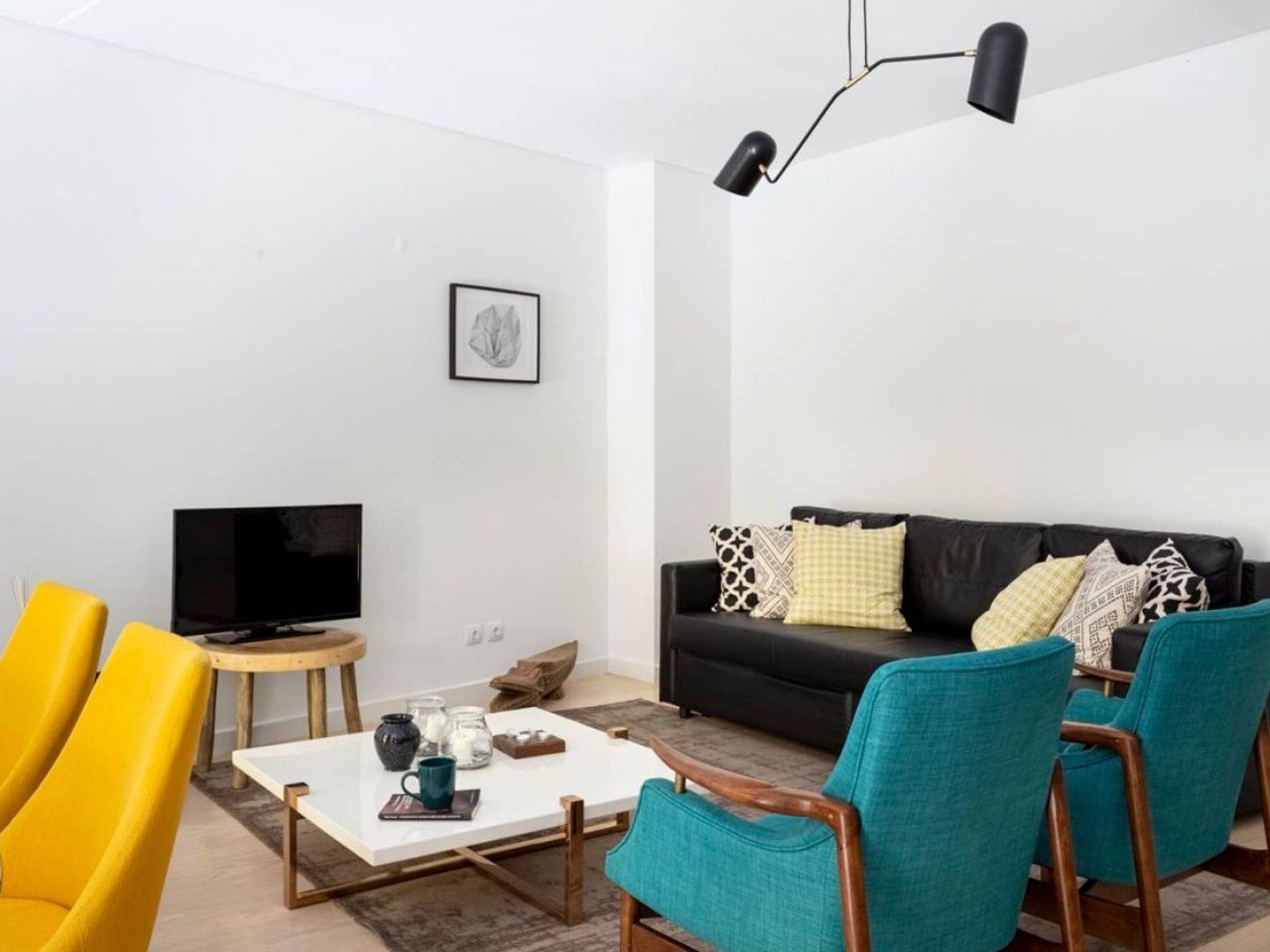 Lisboa Altido Bright And Elegant 1Br Home With Workspace And Huge Terrace In Pena, Close By Viewpoint المظهر الخارجي الصورة